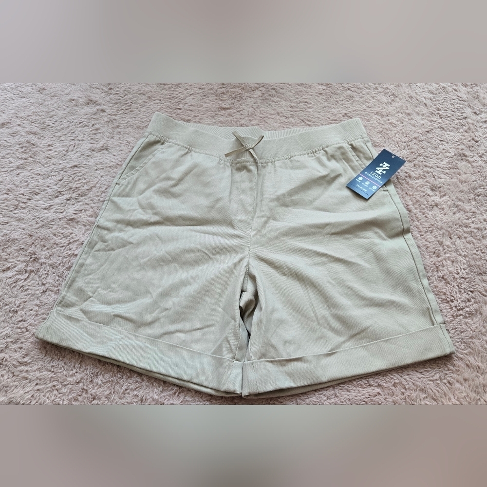 Izod School Uniform Approved Tan Cargo Shorts